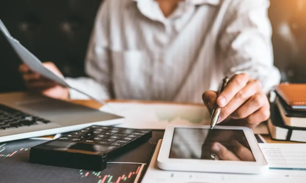 Gestão financeira empresarial: o que é, pilares, por que investir em um gerenciamento eficiente e soluções