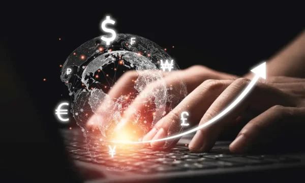 Investir no exterior vale a pena? Vantagens, riscos da prática e como começar
